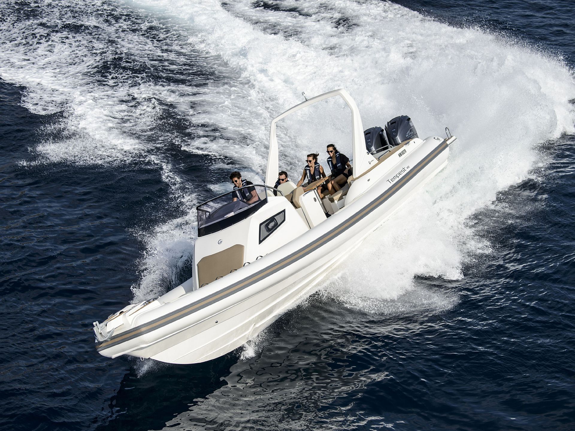 Capelli TE 40   2x 425 Yamaha XTO - Kmalu v Sloveniji - 2022