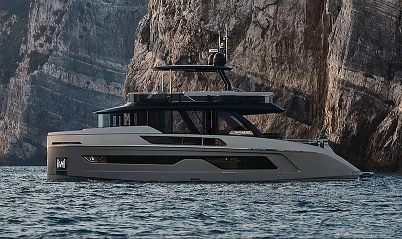 Explorer 62 - 2025