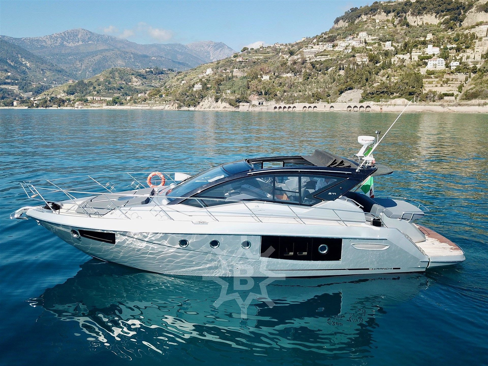 Cranchi M44 HT - 2021