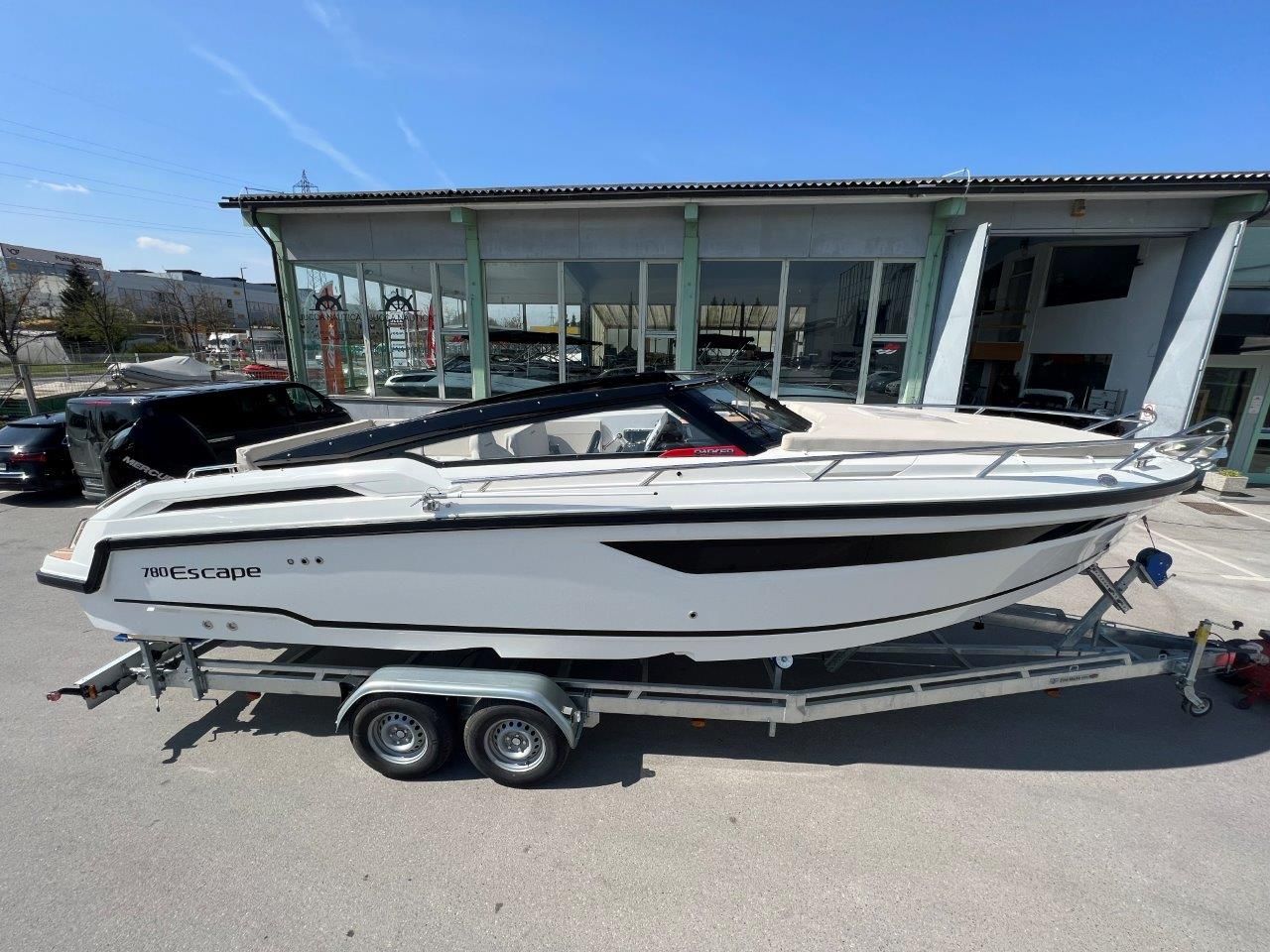 Parker 780 Escape - 2025