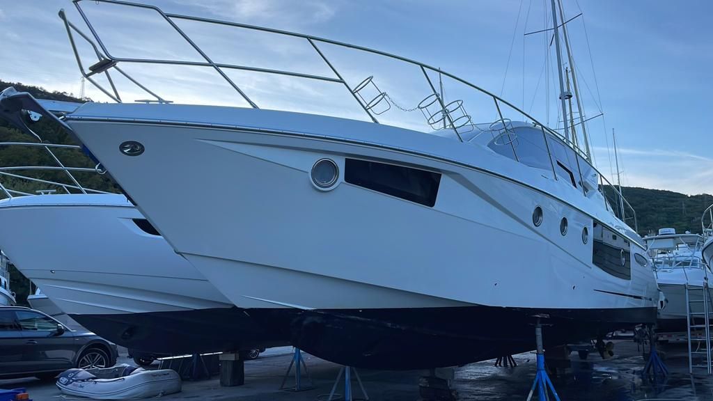 Cranchi M44 HT - 2018
