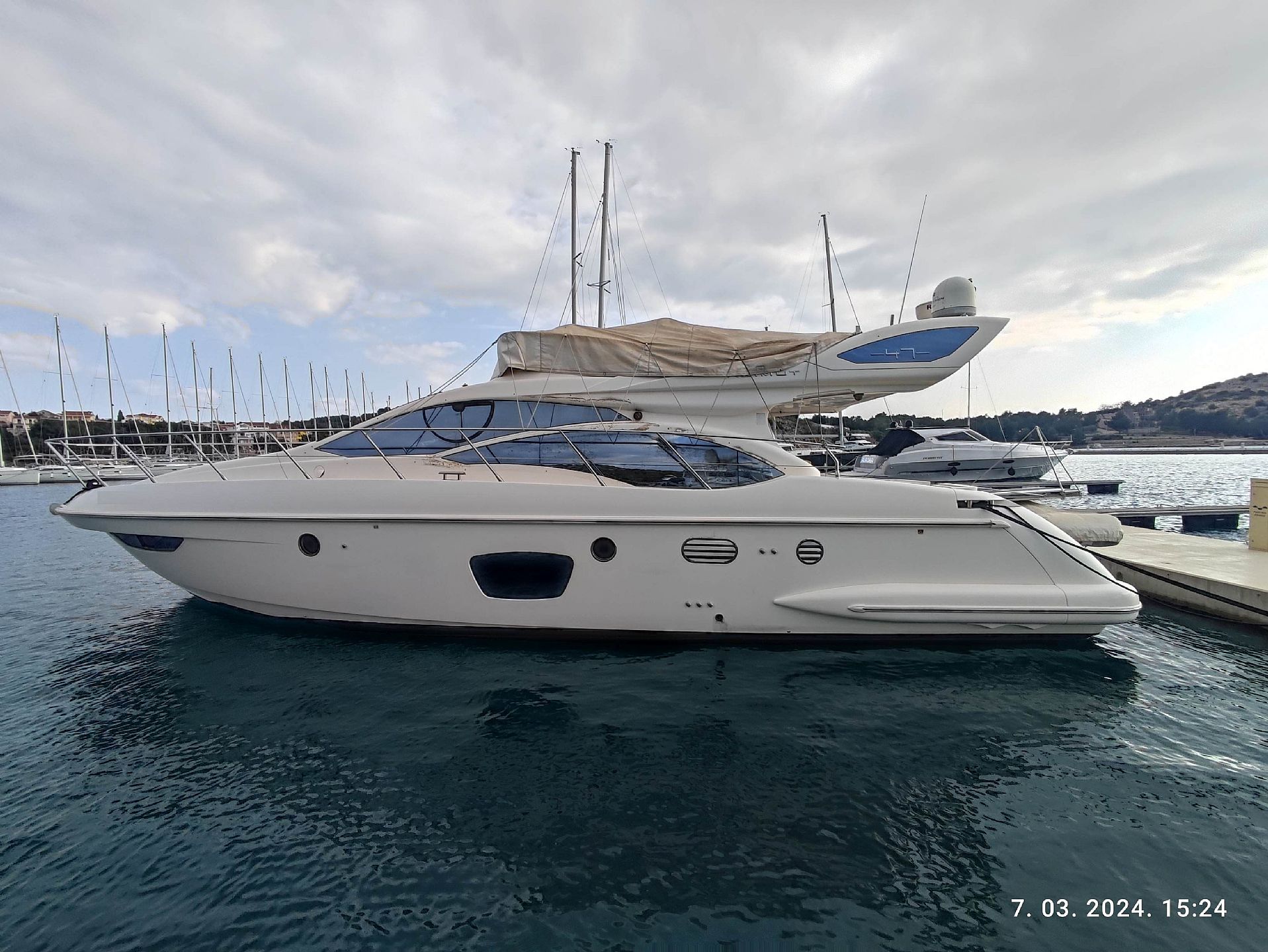 Azimut 47 - 2008 - for sale: 452000.-EUR