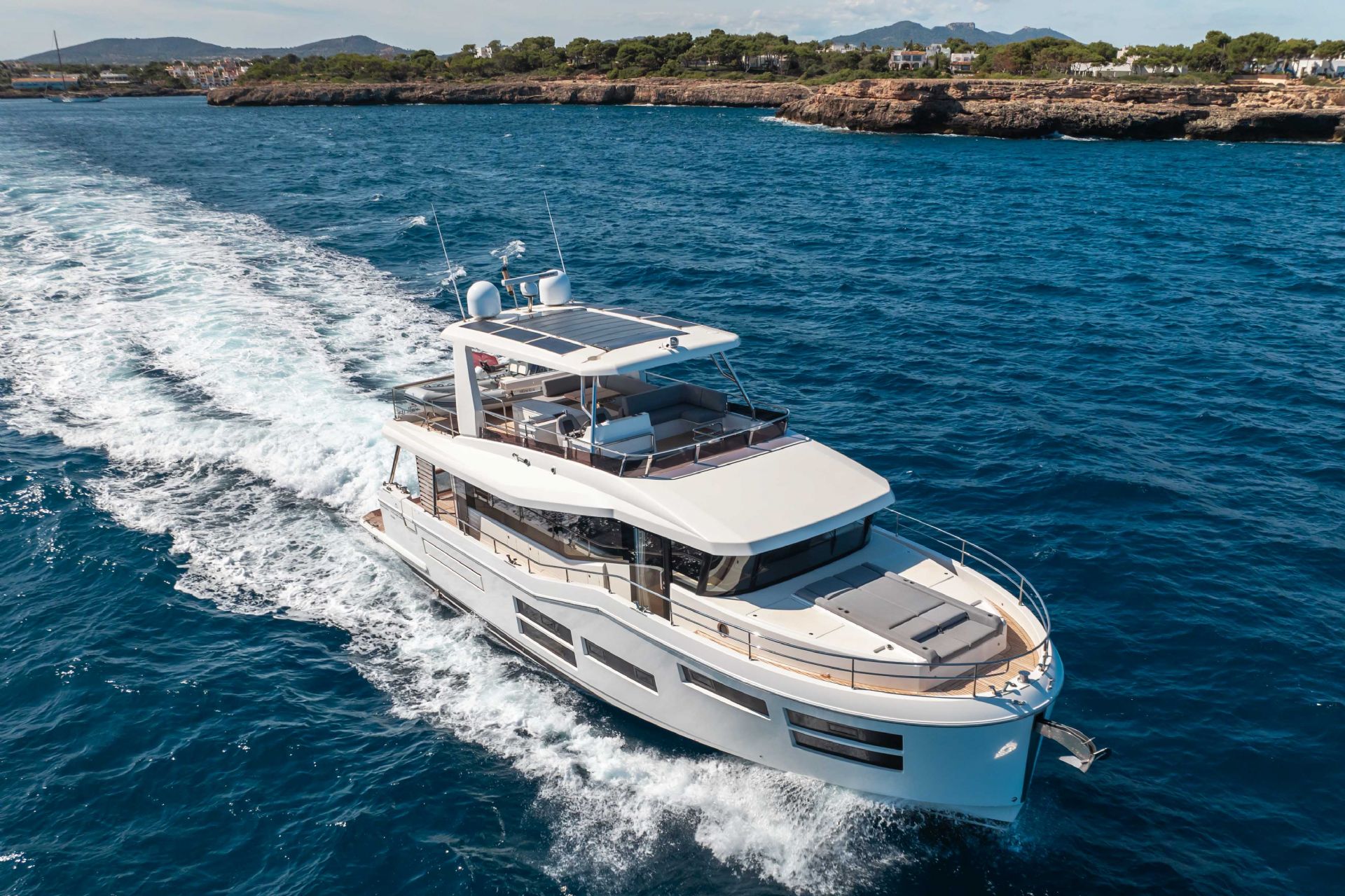 Beneteau Grand Trawler 62 - 2023
