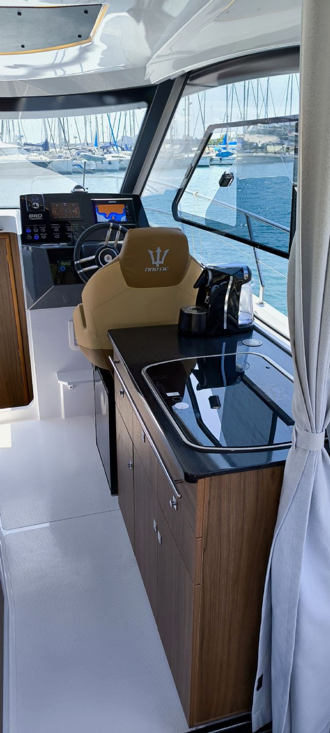 NAUTIC YACHTS Nautic 880 - TESTNO PLOVILO - 2024