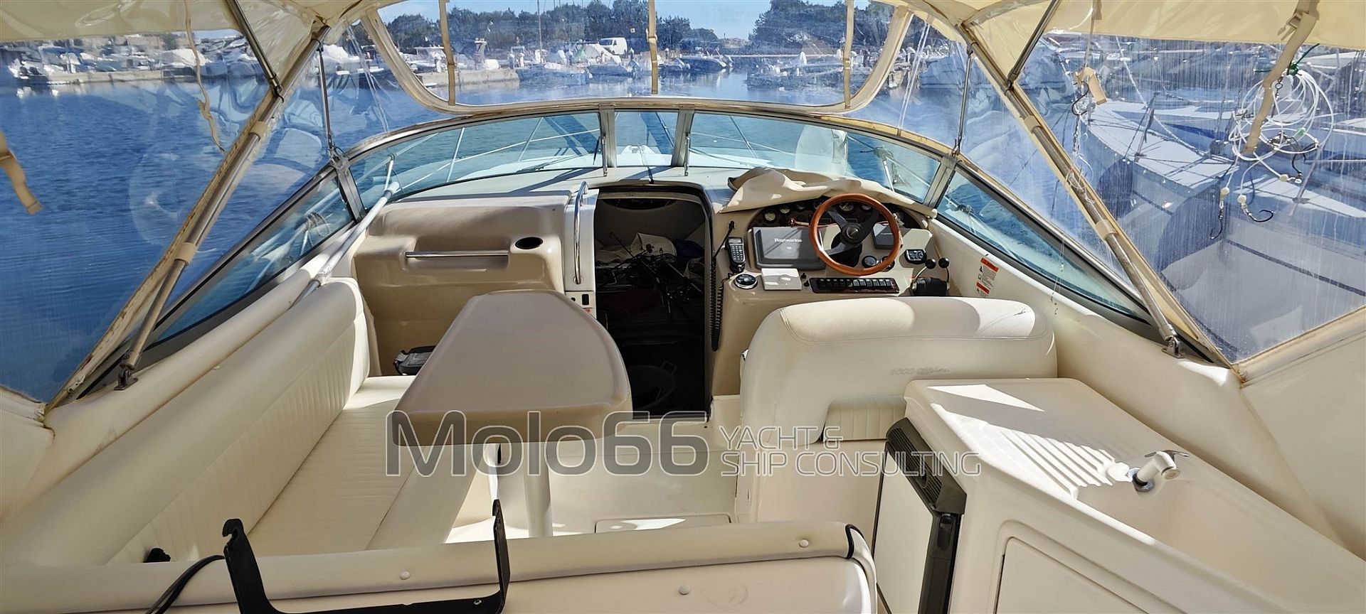 Riviera Marine 3000 Offshore - 2004