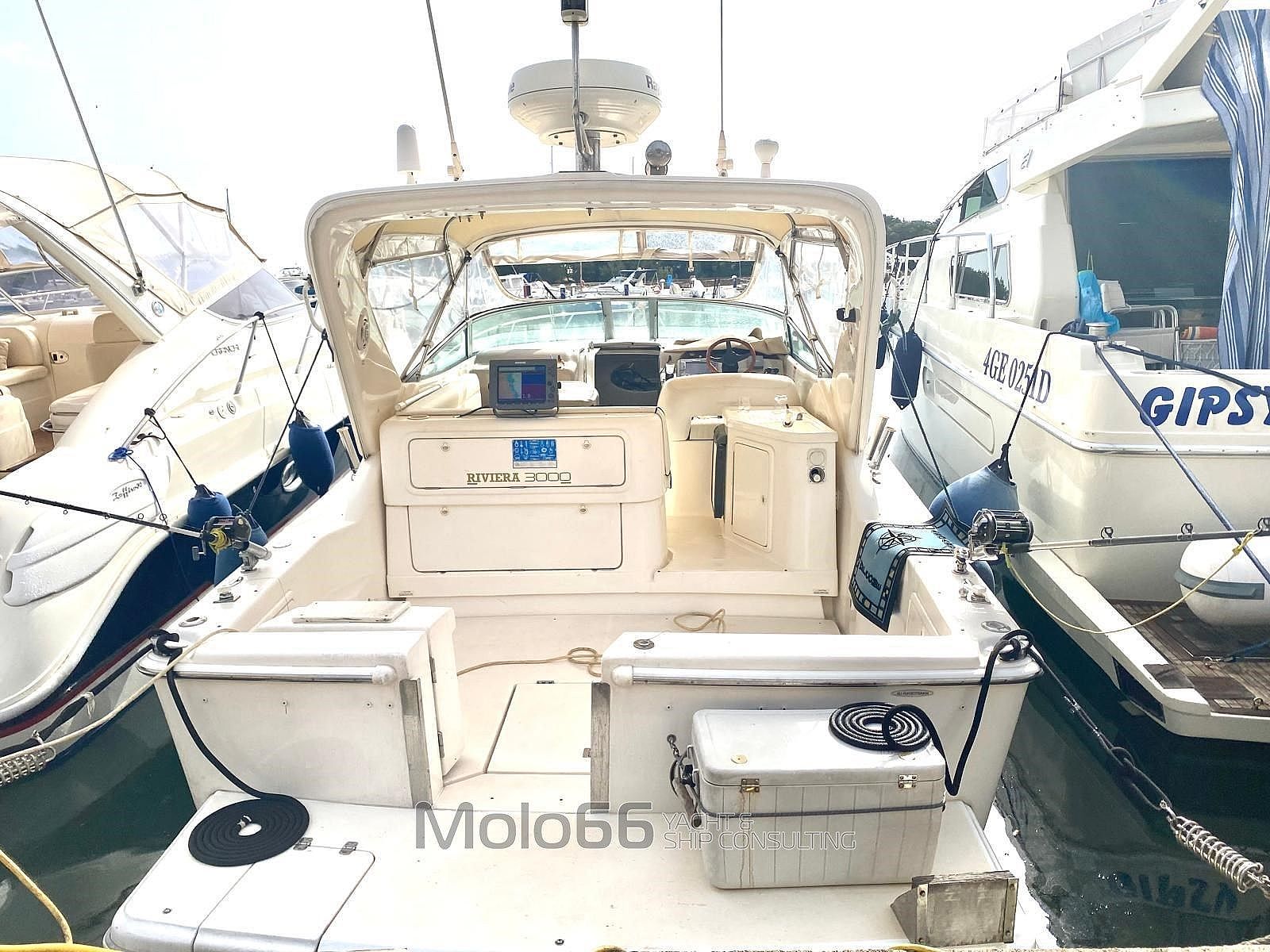 Riviera Marine 3000 Offshore - 2004