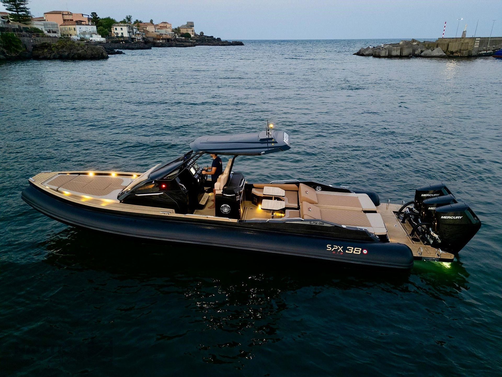 Spx Rib 38 Dinette - 2026