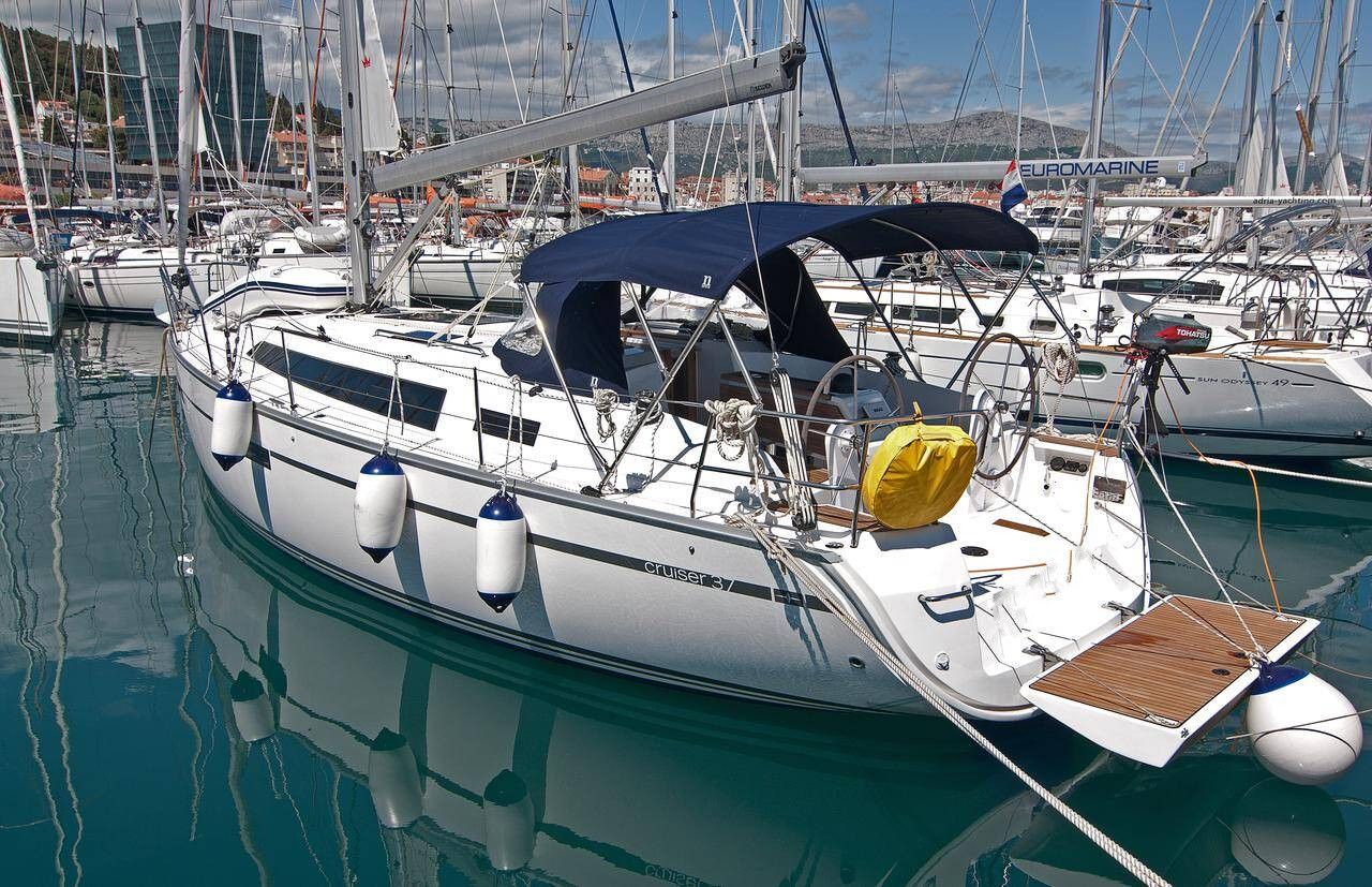 Bavaria Cruiser 37 - 2017