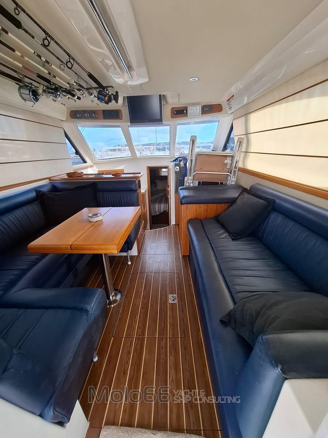 Riviera Marine 33 Flybridge - 2005