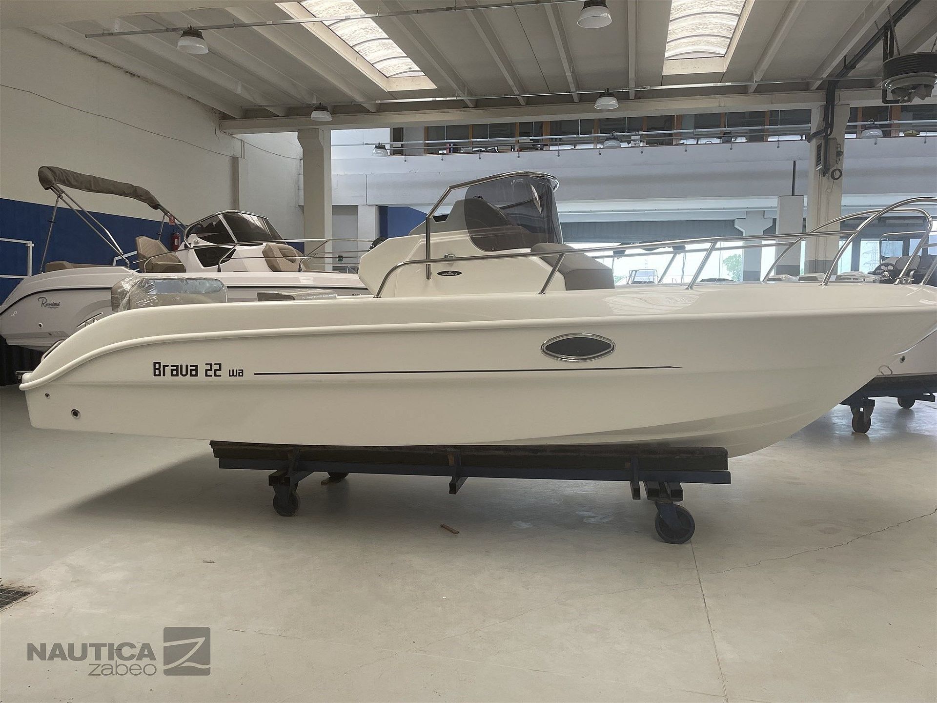 Mingolla Brava 22 WA - 2025