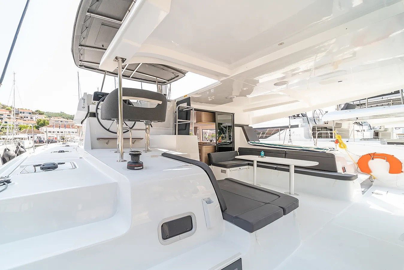 Lagoon 42 - 2023