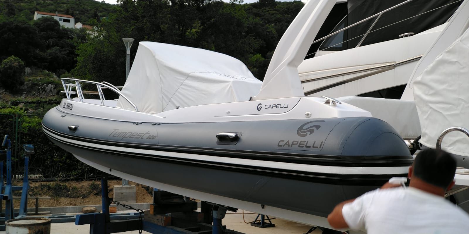 Capelli Tempest 900 WA - 2020