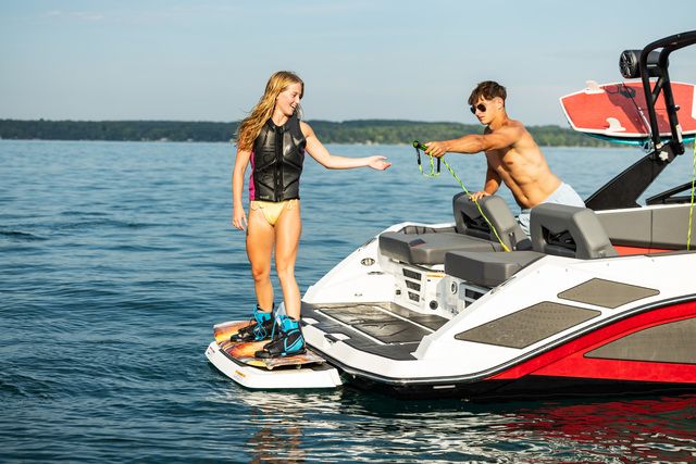 SCARAB 235 LX WAKE - 2025
