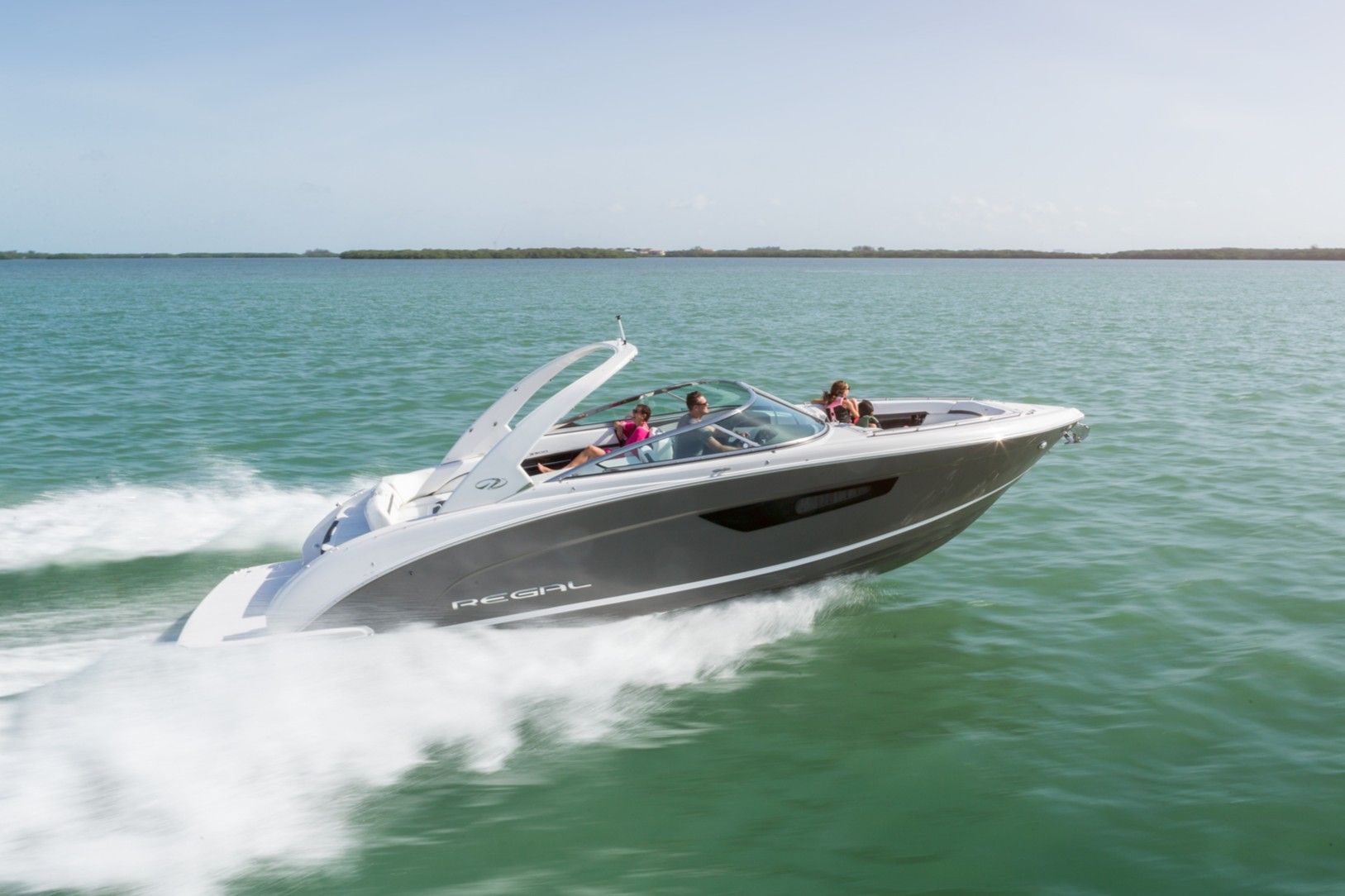 Regal 3300 Bowrider - 2025