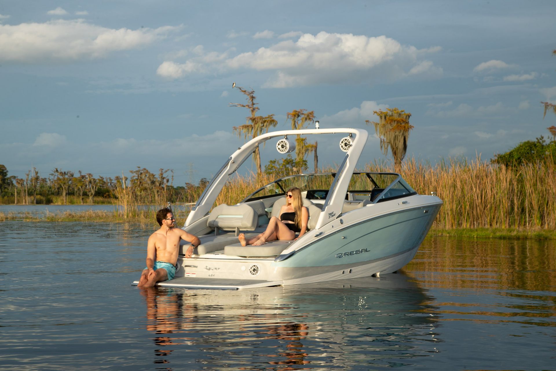 Regal LS4 Bowrider - 2025