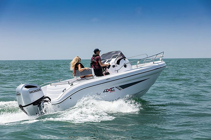 4XC Ranieri International H22 SD Sundeck + Hon... - 2026 - for sale: 53680.-EUR