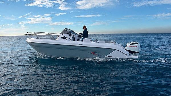 4XC Ranieri International H26 SD Sundeck   HONDA 250 - 2026