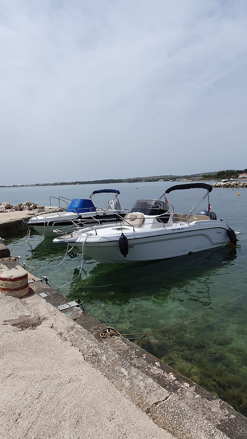 Ranieri International Next 220 SH + Yamaha F250 DBW+TPV BA2700R - 2020