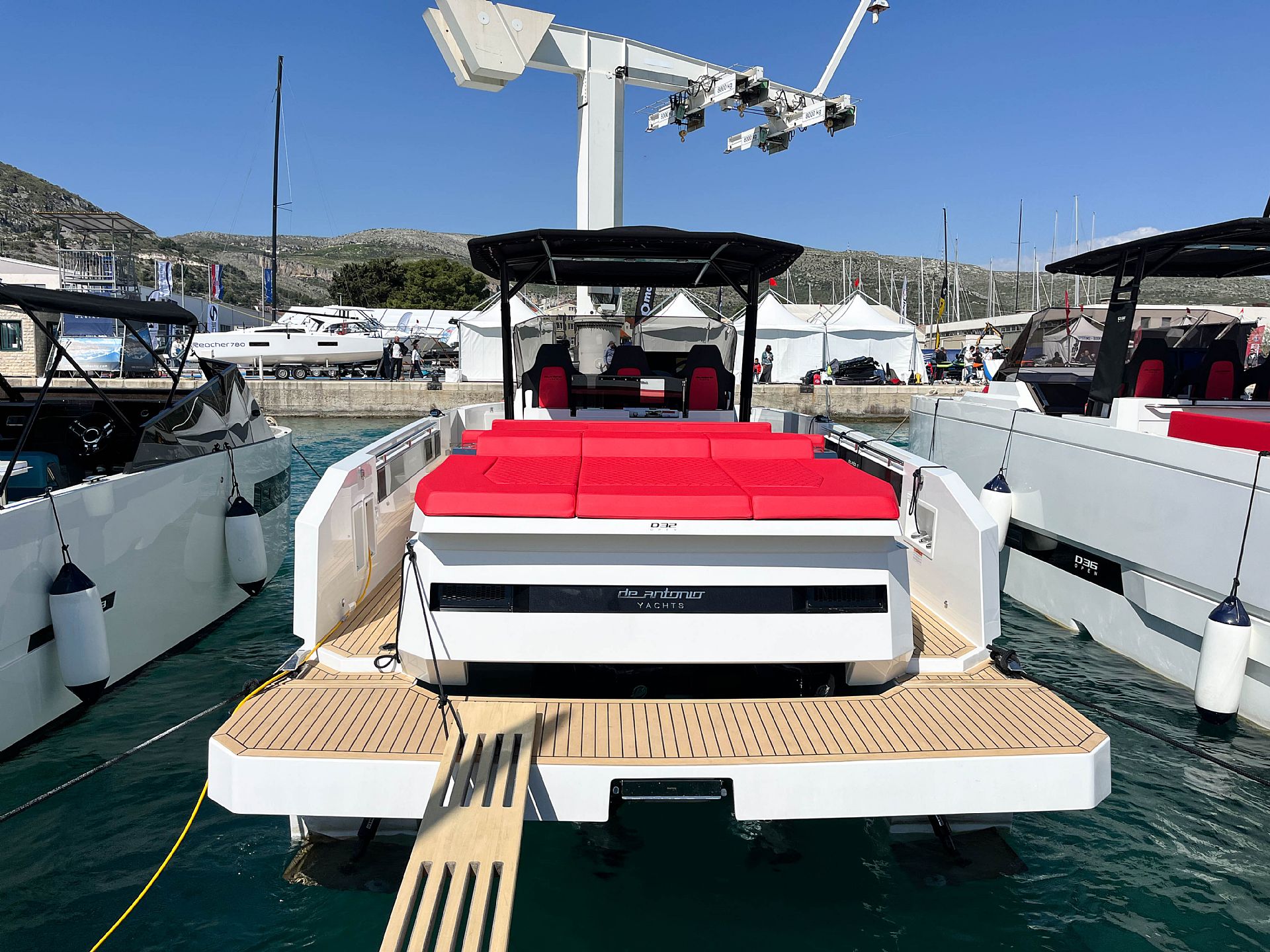 De Antonio Yachts D32 Open - 2025