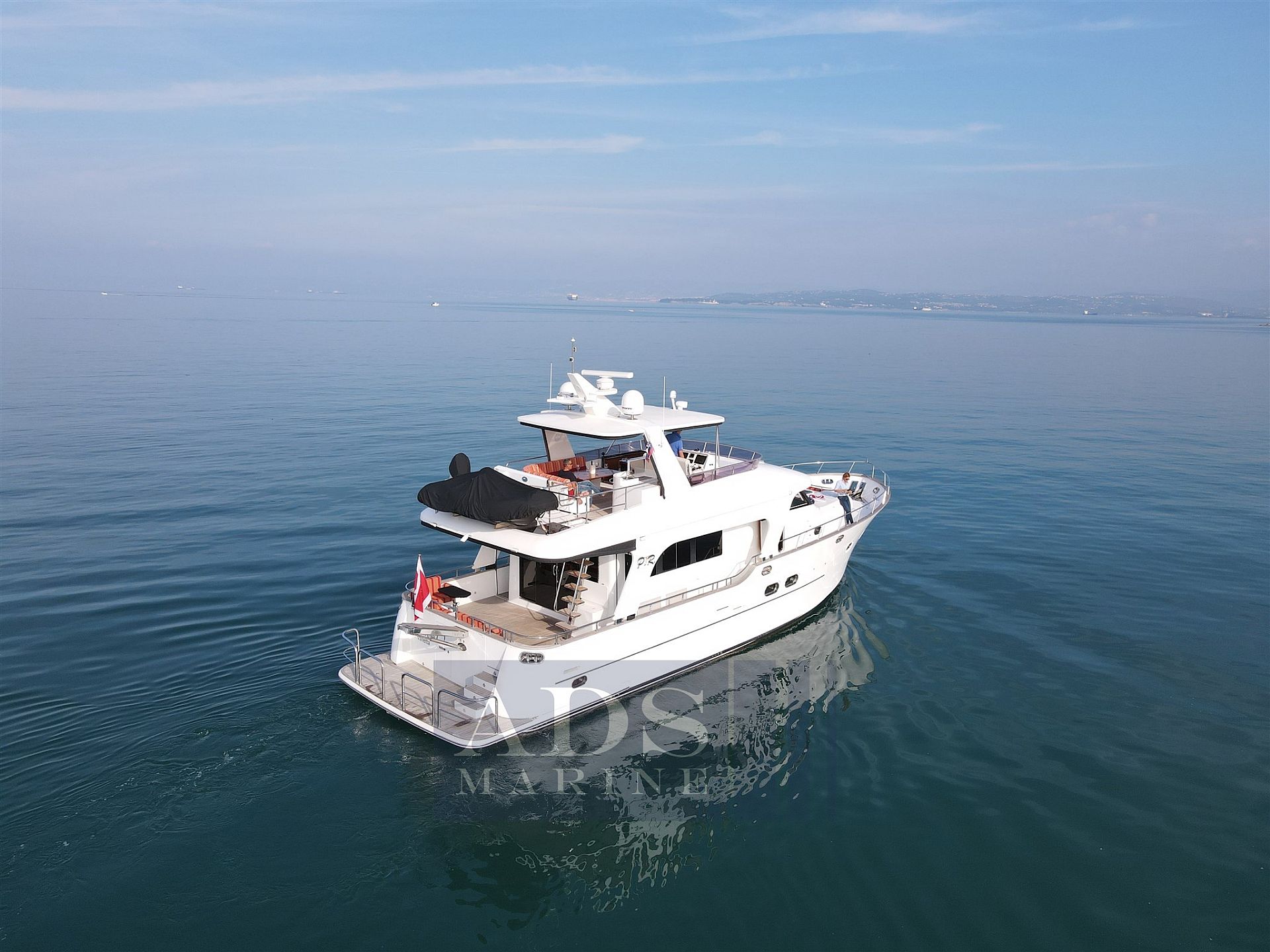 Explorer 58 - 2015