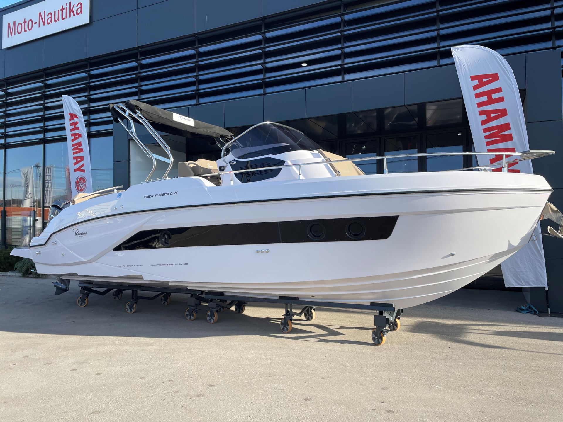 Ranieri International Next 285 LX + 2x Yamaha F250 - 2024