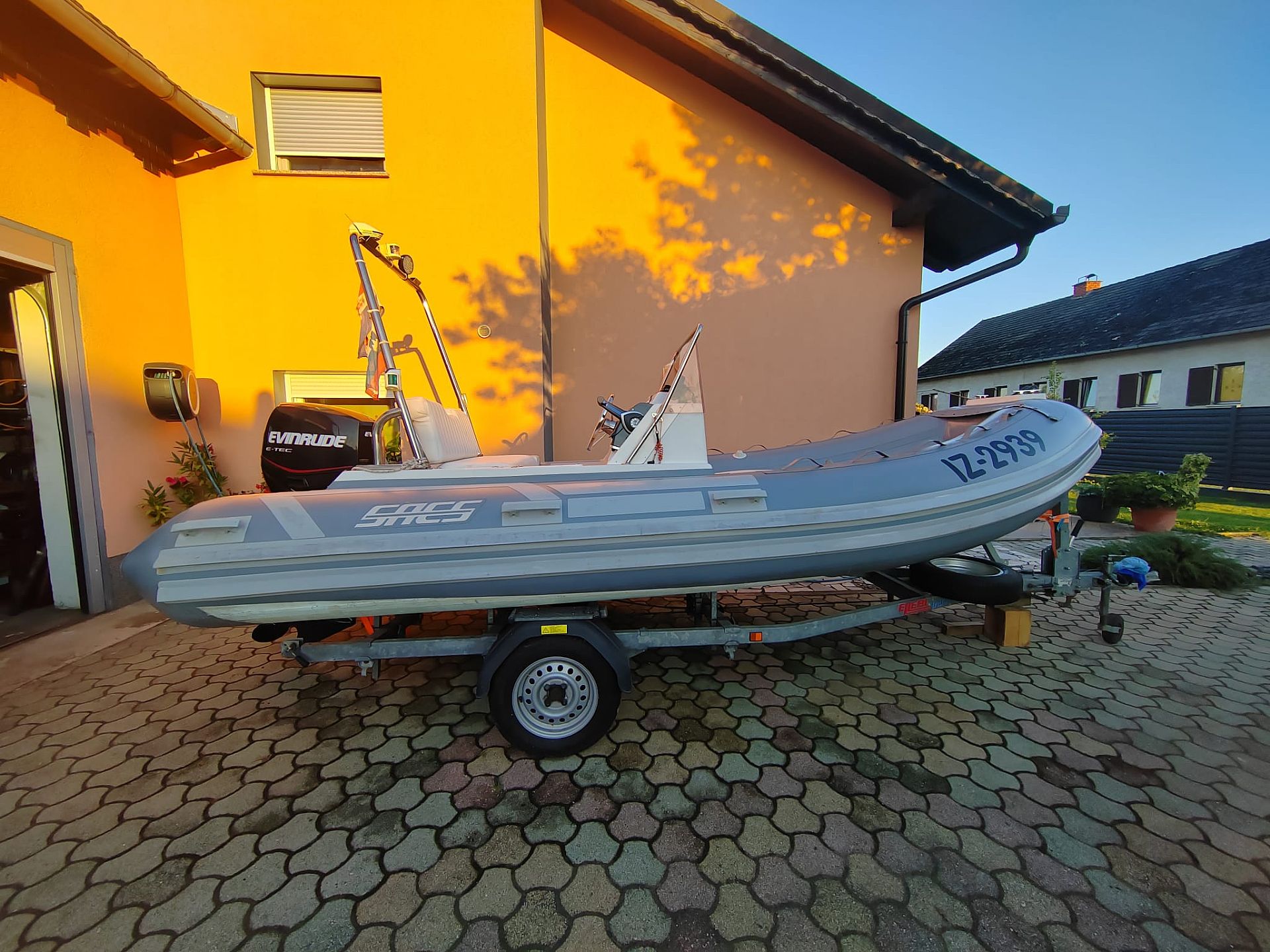 SACS 475 (2002)   Evinrude 75 (90 KM)   Ellba prik 475 - 2002