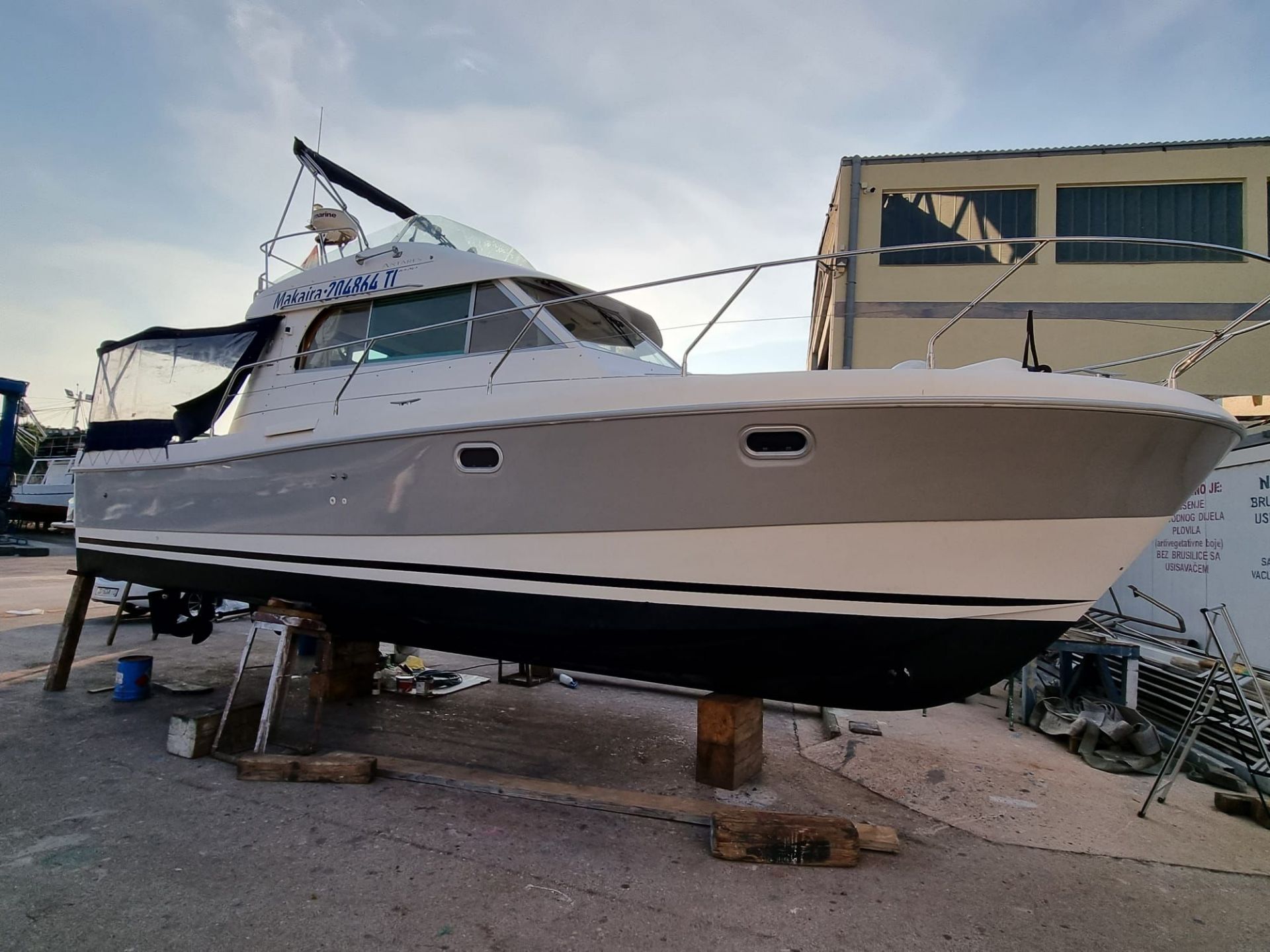 Beneteau Antares 10.80 - 2007