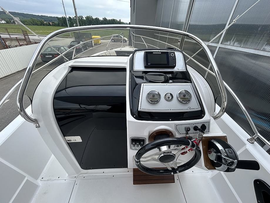 Ranieri Voyager 26 S   Mercury Verado 250XL - 2014