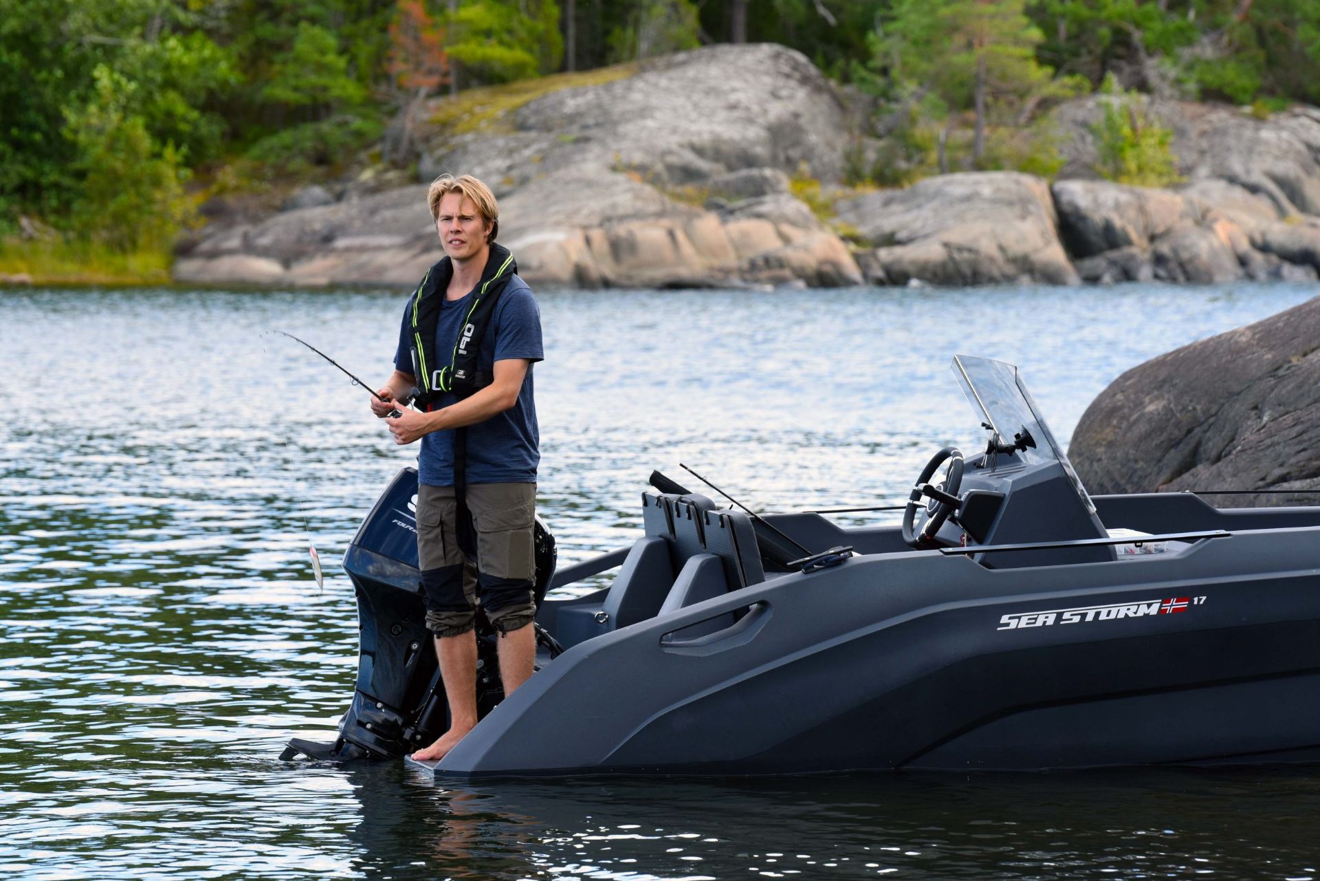 SEASTORM SeaStorm 17 HDPE Advantage  *HONDA 40  60HP - 2025