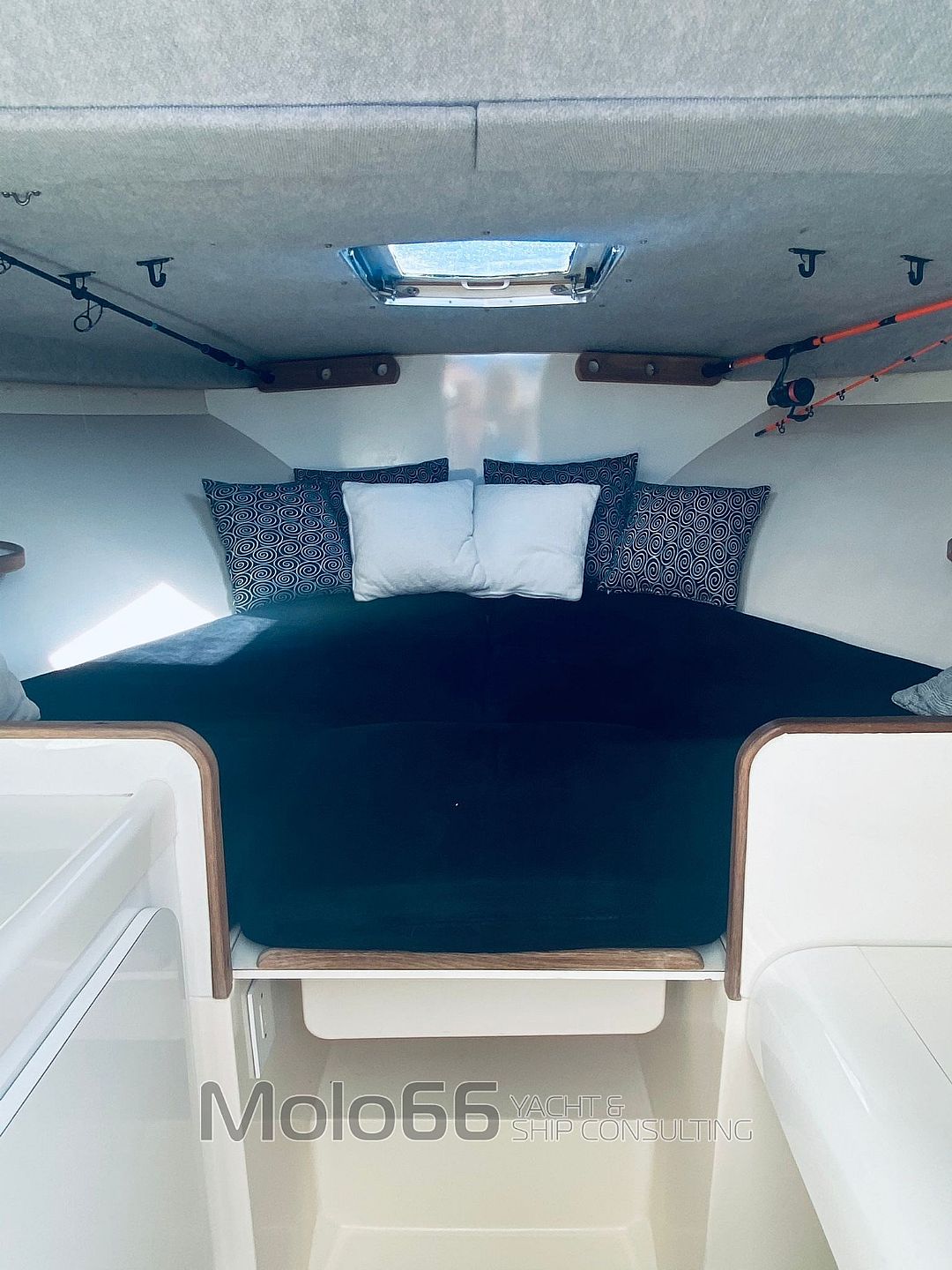 Bertram Yacht 28 Moppie - 1991