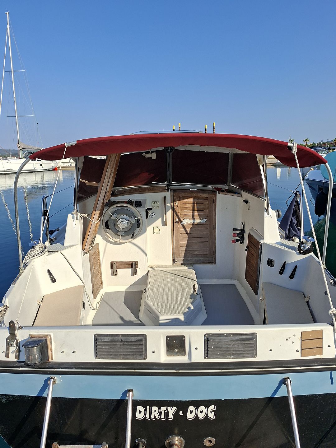 Motorna jadrnica Kirie fifty 27 fifty 27 - 1985
