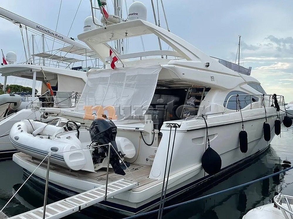 Ferretti 591 Fly - 2005