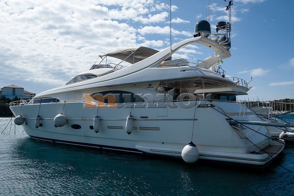 Ferretti Custom Line 94 - 2005