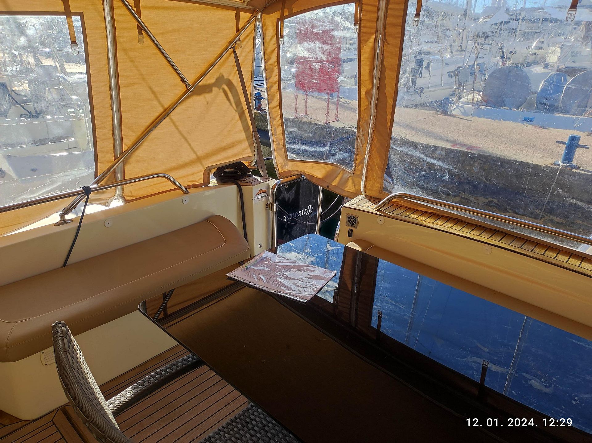 Sas Vektor Adriana 44 - 2010