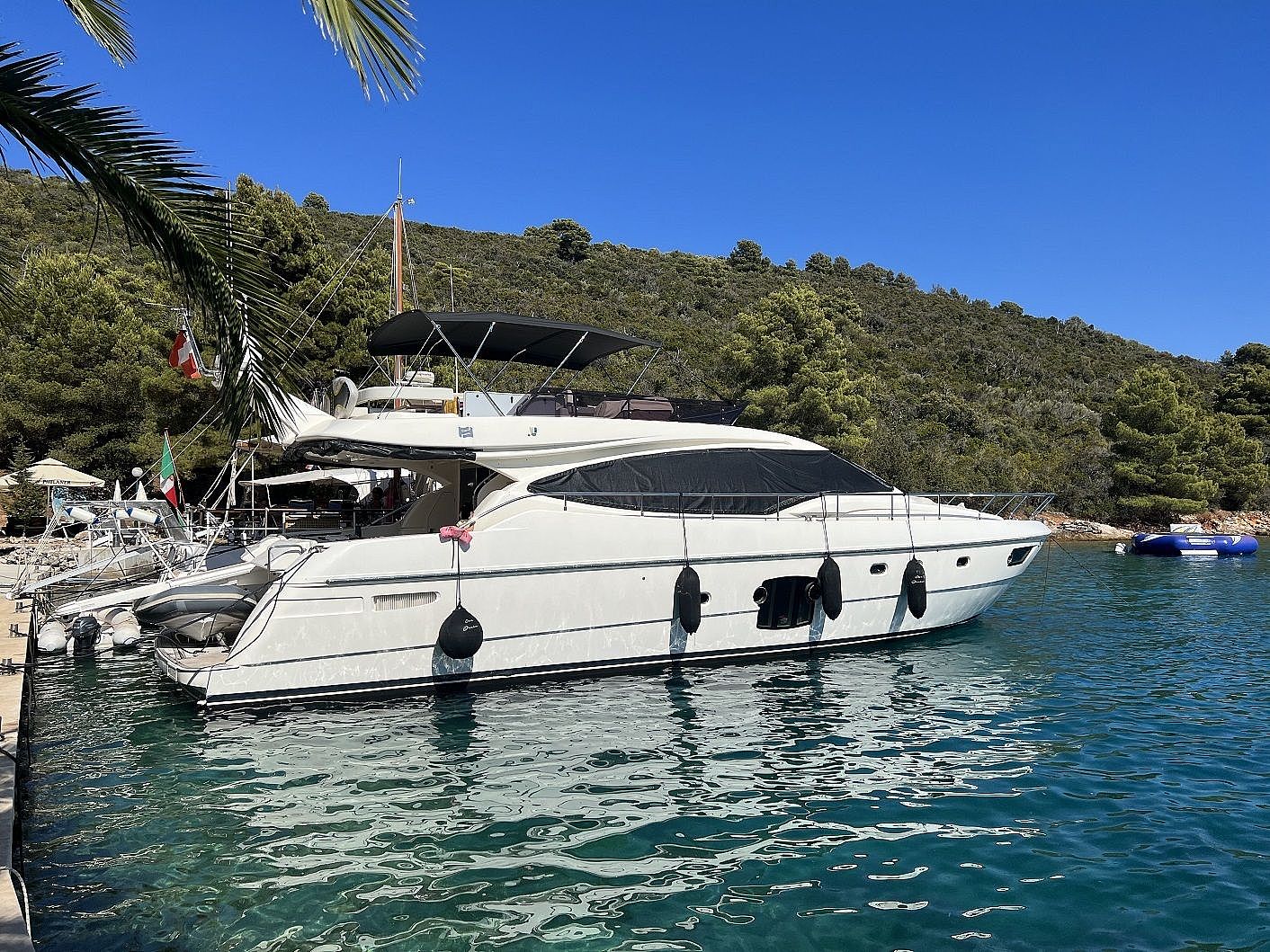 Ferretti 592 - 2010