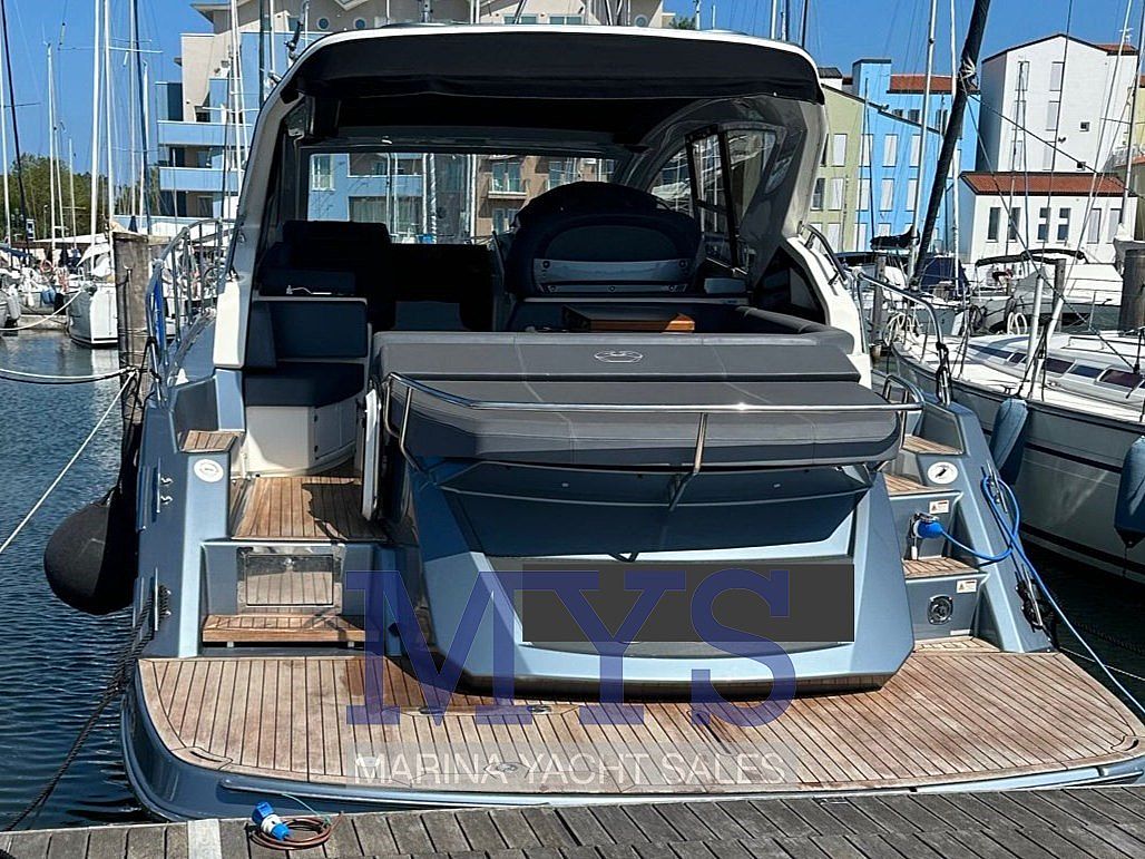 Cranchi M44 HT - 2017