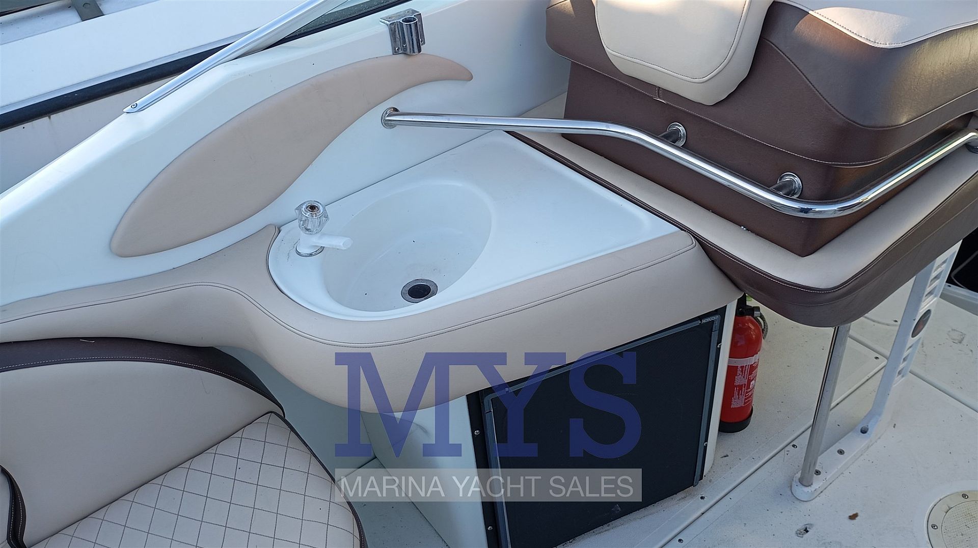 Baja Marine Baja 38 Special - 1995