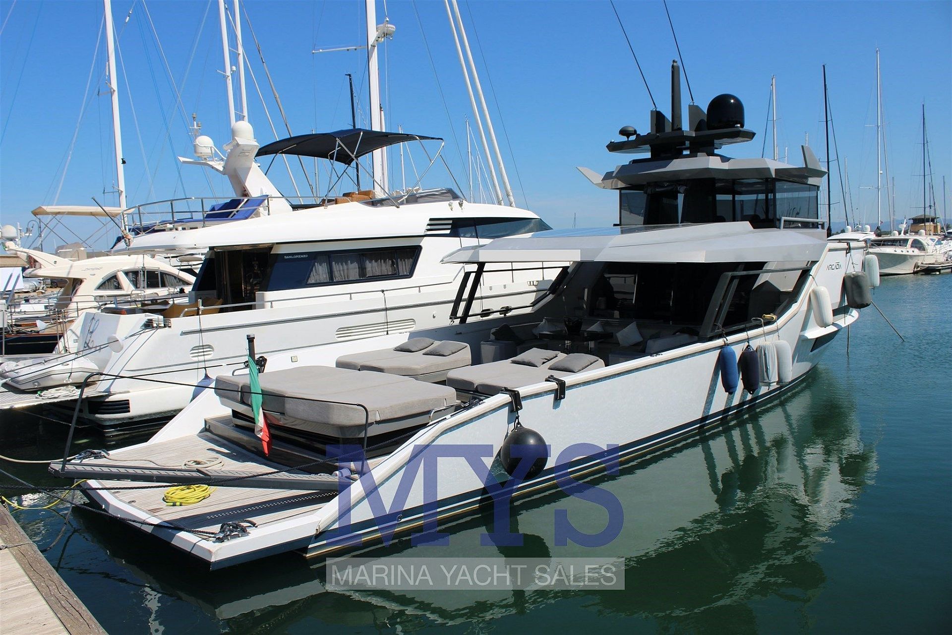 Arcadia Yachts Sherpa 60 - 2015