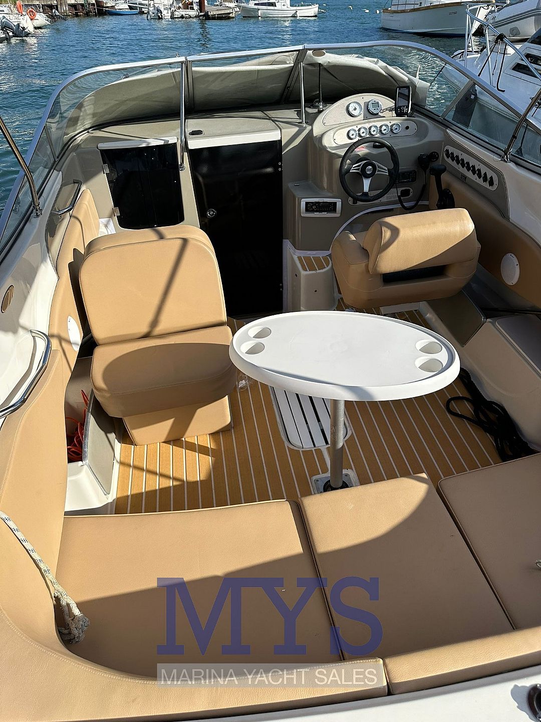Maxum Marine 2300 SC - 1995
