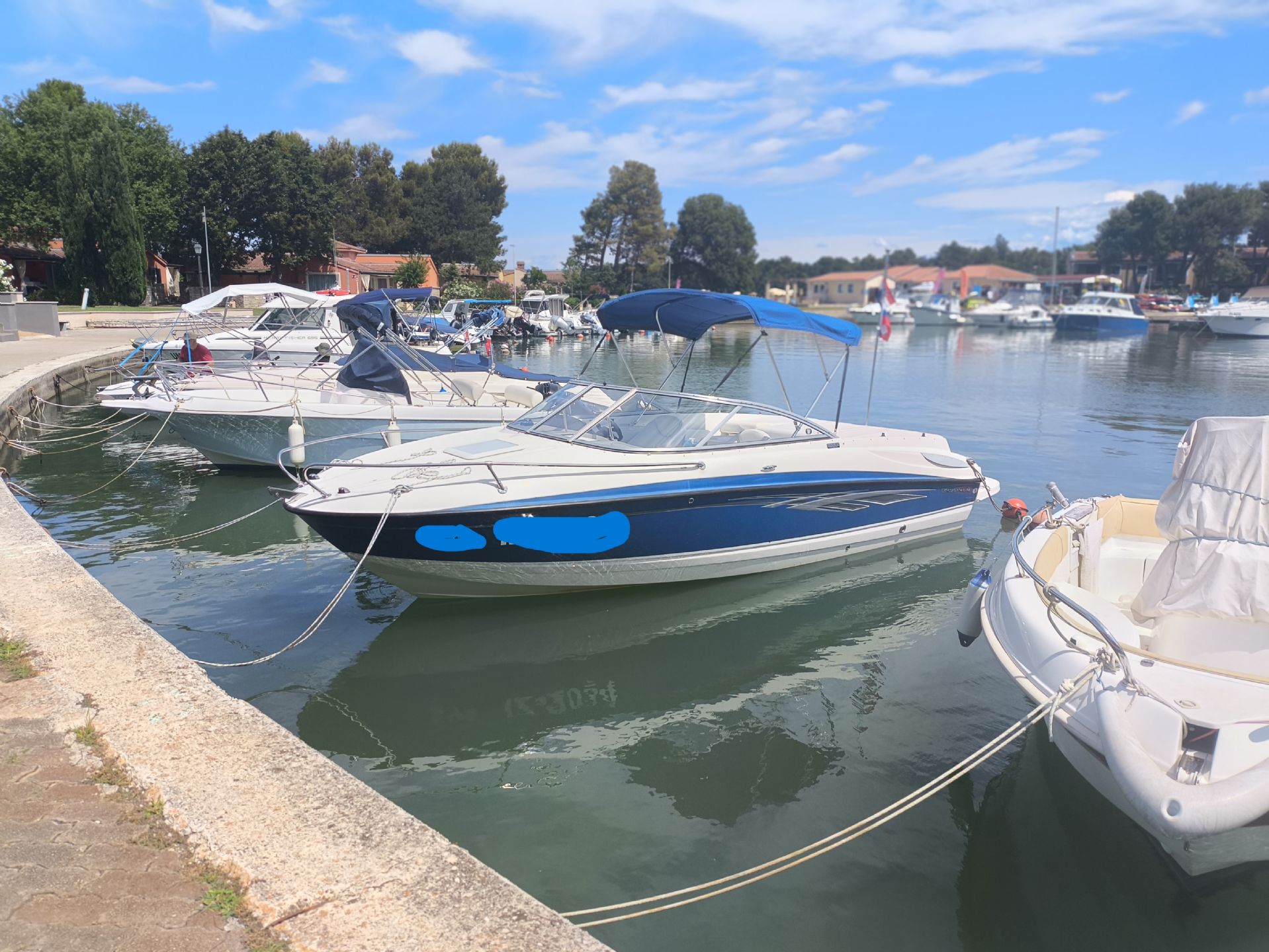 Bayliner 652 NOVI MODEL MERCRUISER 3.0 TOP STANJE - 2010