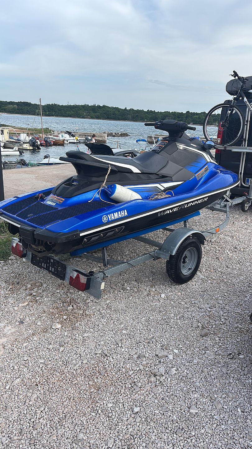 Yamaha EX DELUXE + Prikolica - 2019