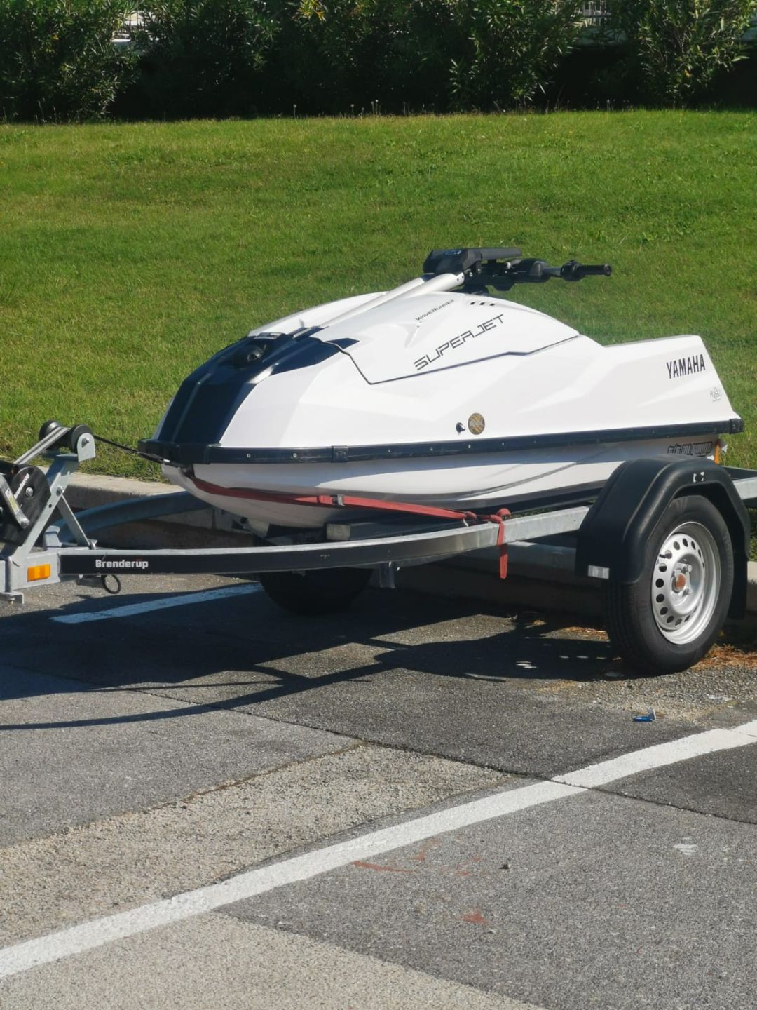 Yamaha SUPER JET - 2022