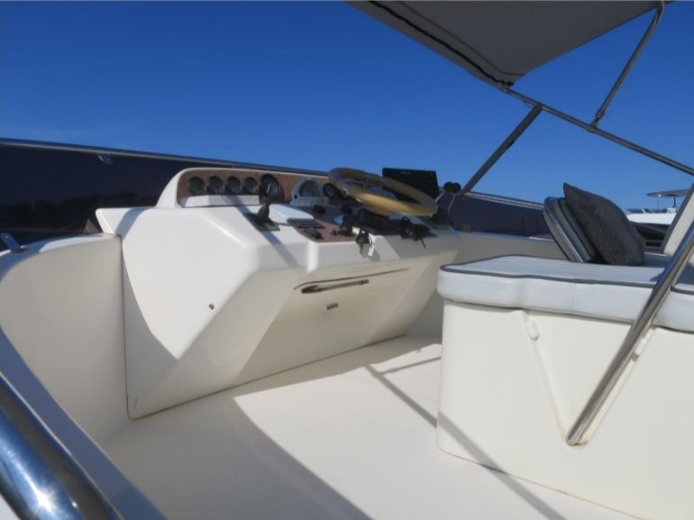 Flagship 38 fly - 2002 - for sale: 109000.-EUR