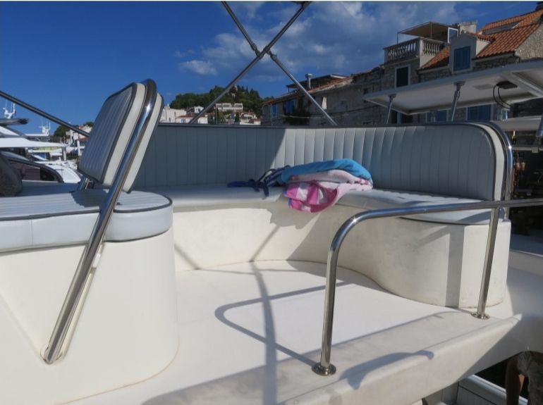 Flagship 38 fly - 2002 - for sale: 109000.-EUR