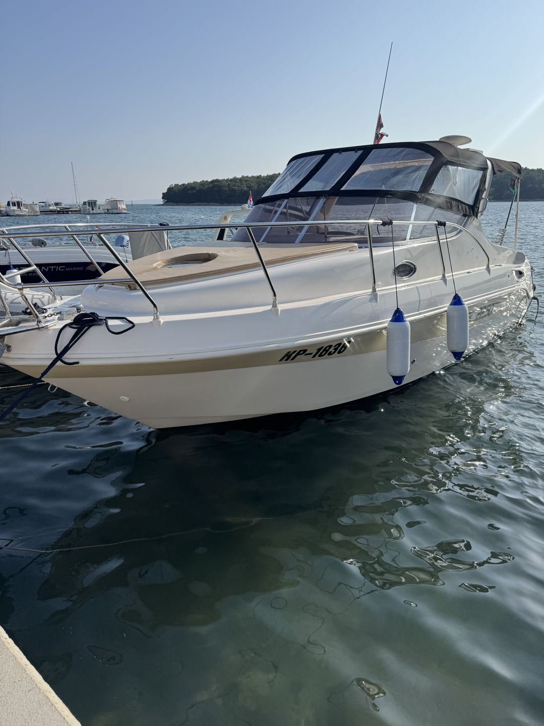 Mano Marine Cabin 22,50 zelo ohranjen mona menjava - 2011