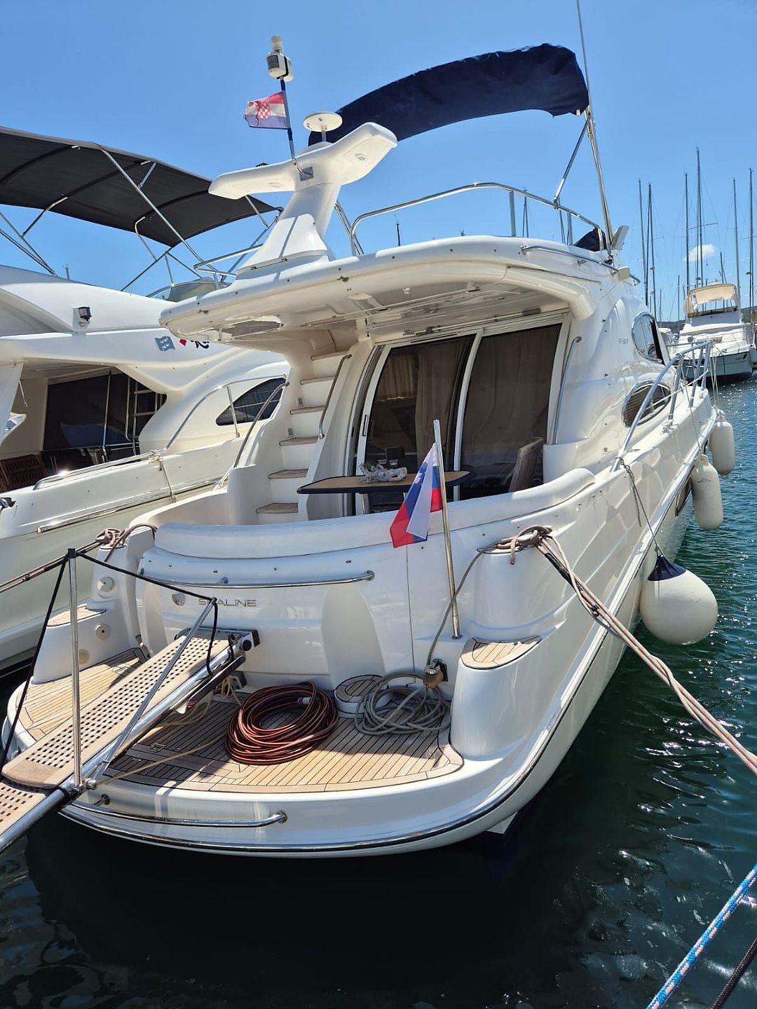 Sealine F37 - 2005
