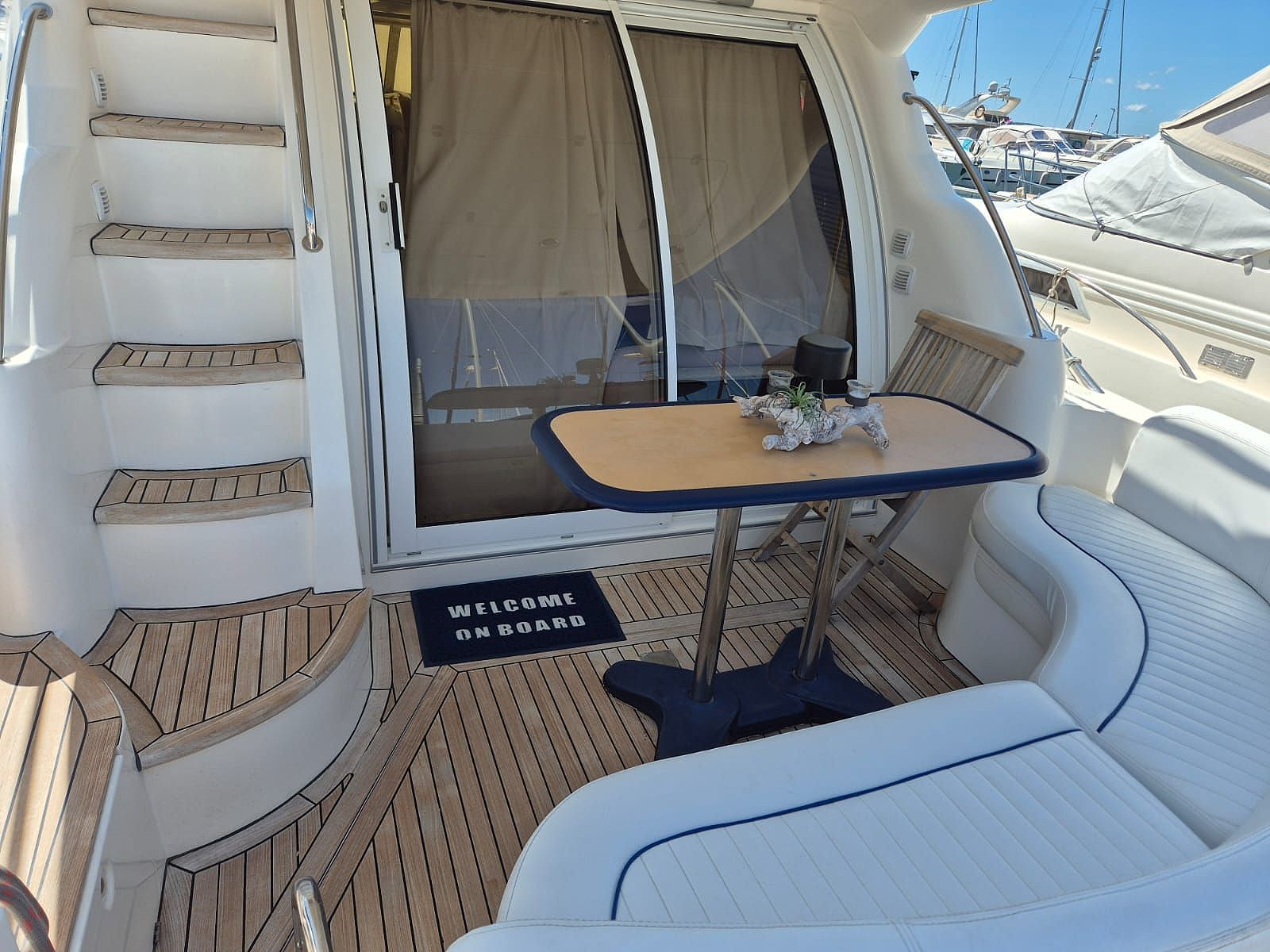 Sealine F37 - 2005