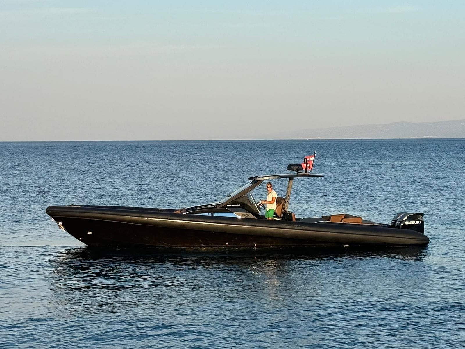 Technohull Explorer 40 - 2021