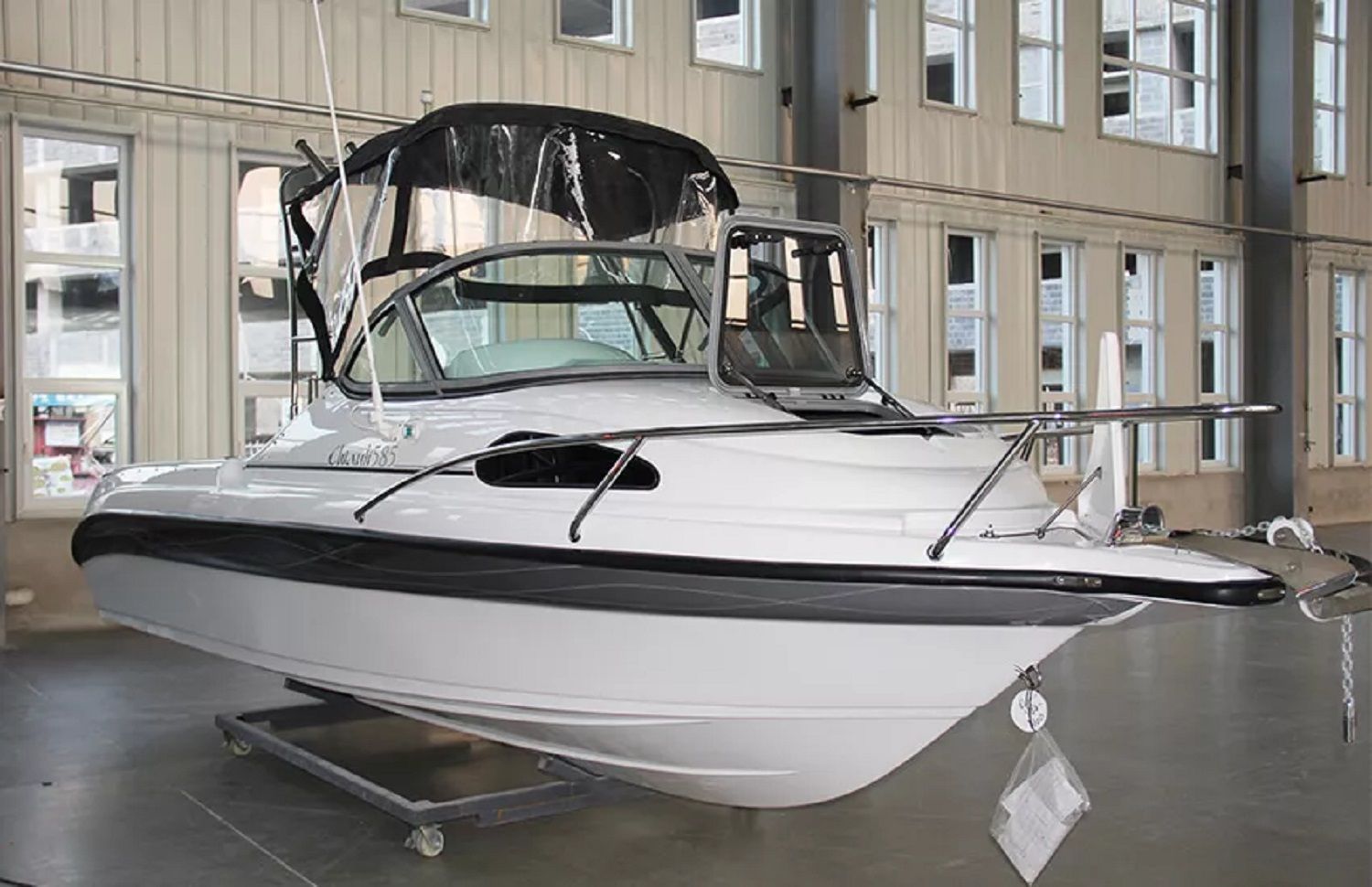 Shine 585SC - 2025