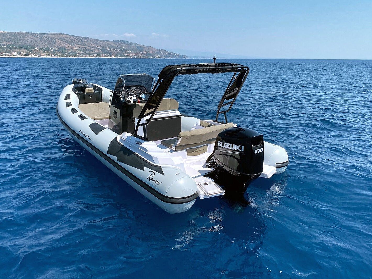 Ranieri International Cayman 23 Sport - 2026 - for sale: 40000.-EUR
